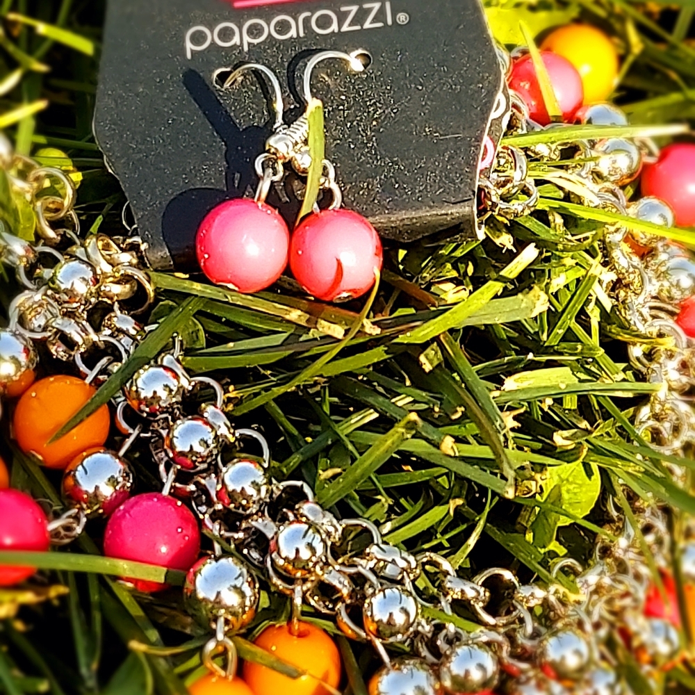 Pink and Orange beaded necklace with earrings